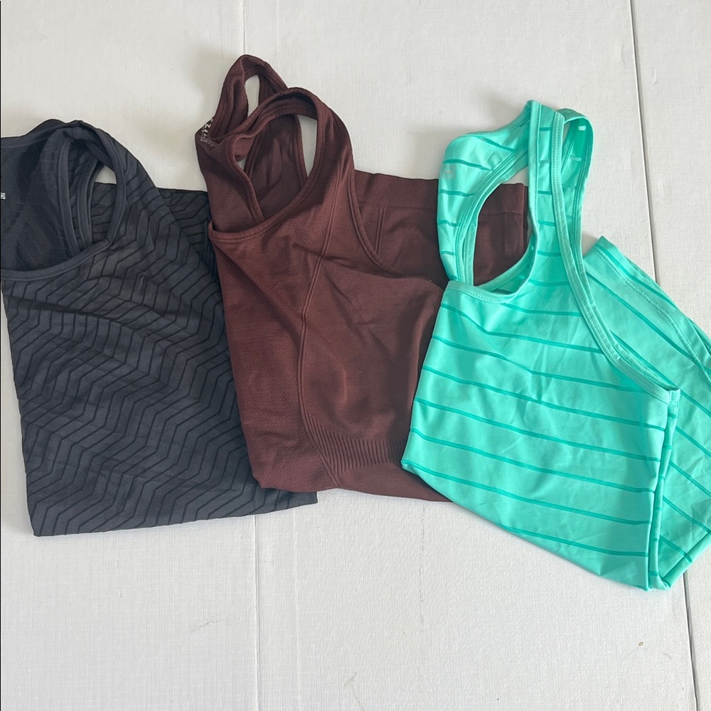 Zyia Active Tank Tops Size Medium workout tanks lot of 3